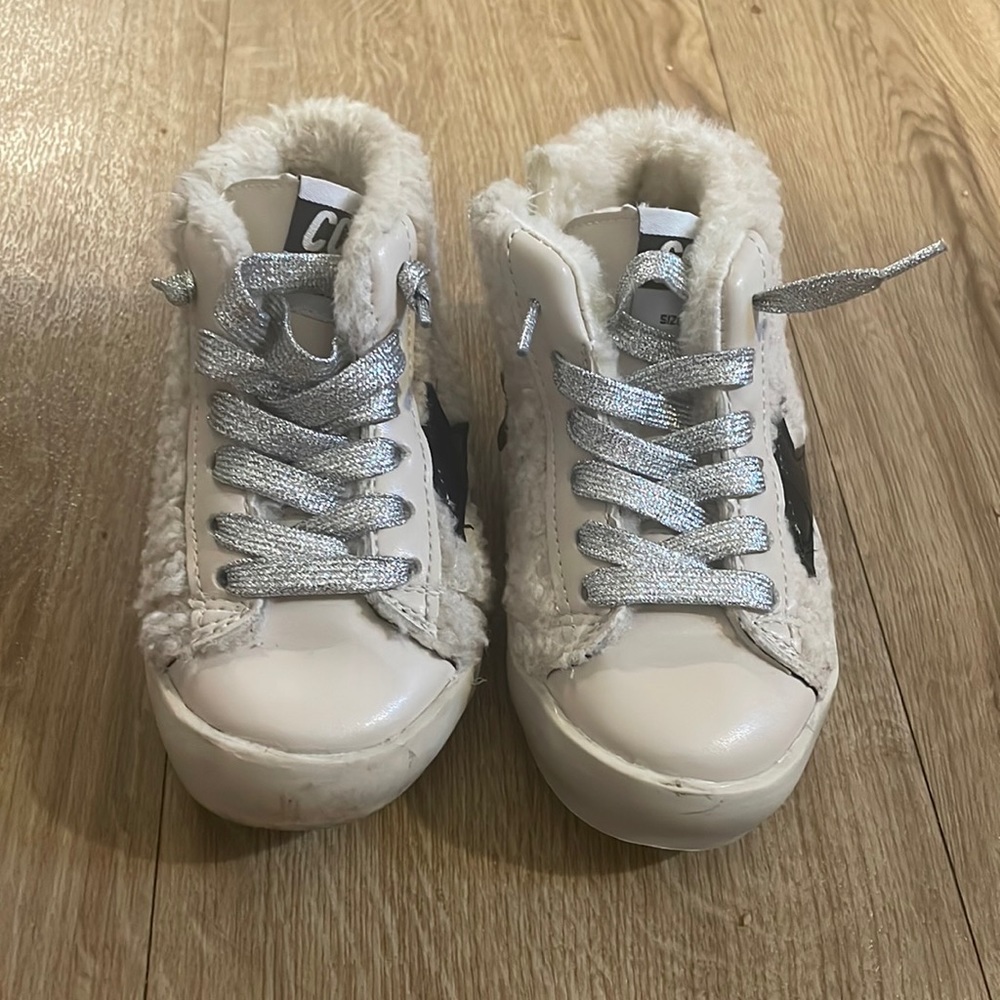 Lola and the Boys Ivory Distressed Hightops Size 28 (11 toddler).